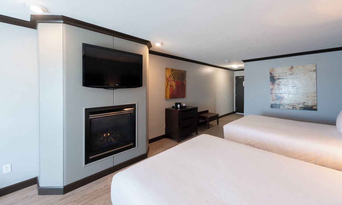 Prince George Hotel | Prestige Treasure Cove Resort