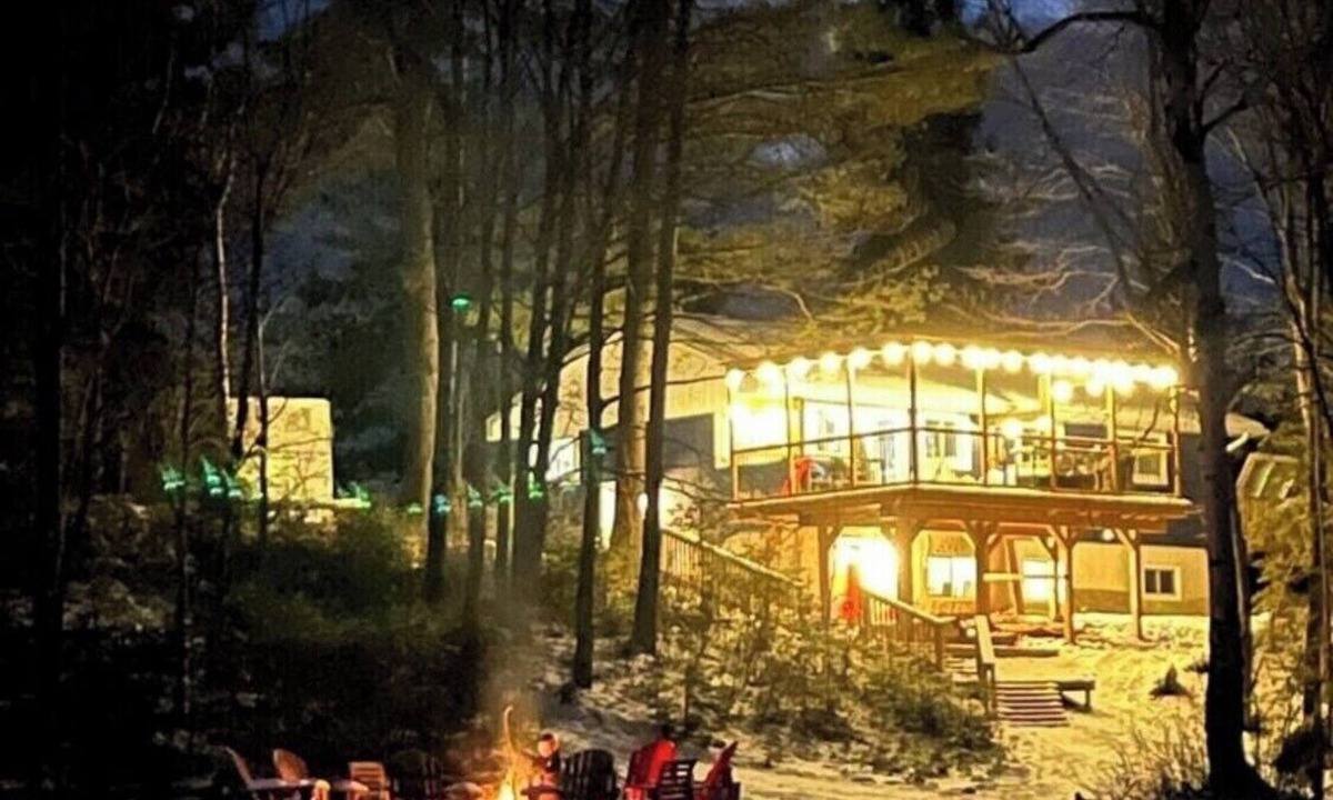 Perry House | Private Beach! Next to major snowmobiling trails!