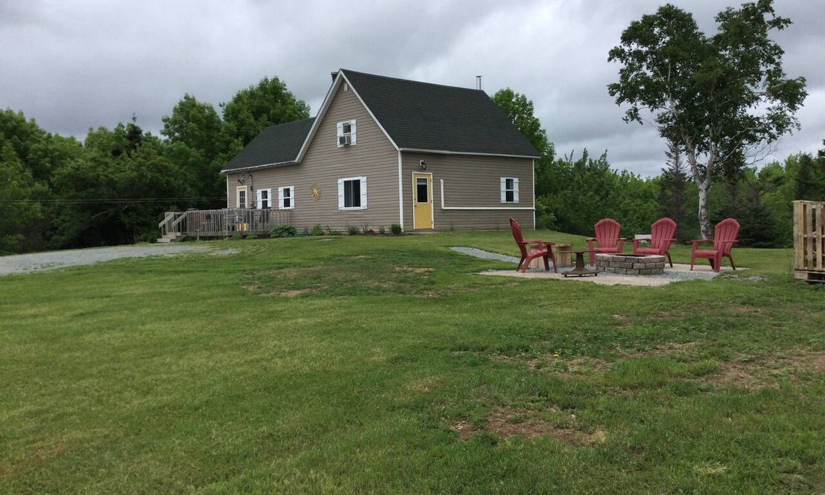 Tracadie House | Private home with all amenities in Linwood, Antigonish county