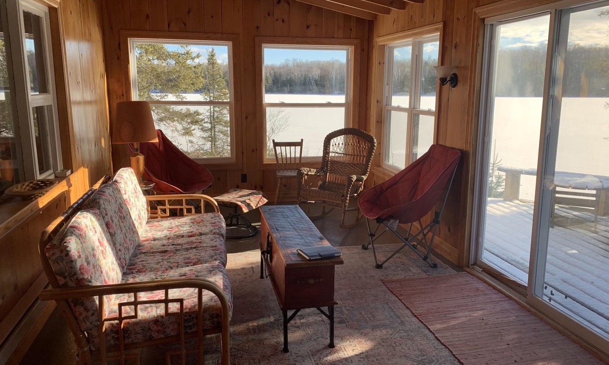 McKellar Cottage | Private Waterfront Getaway