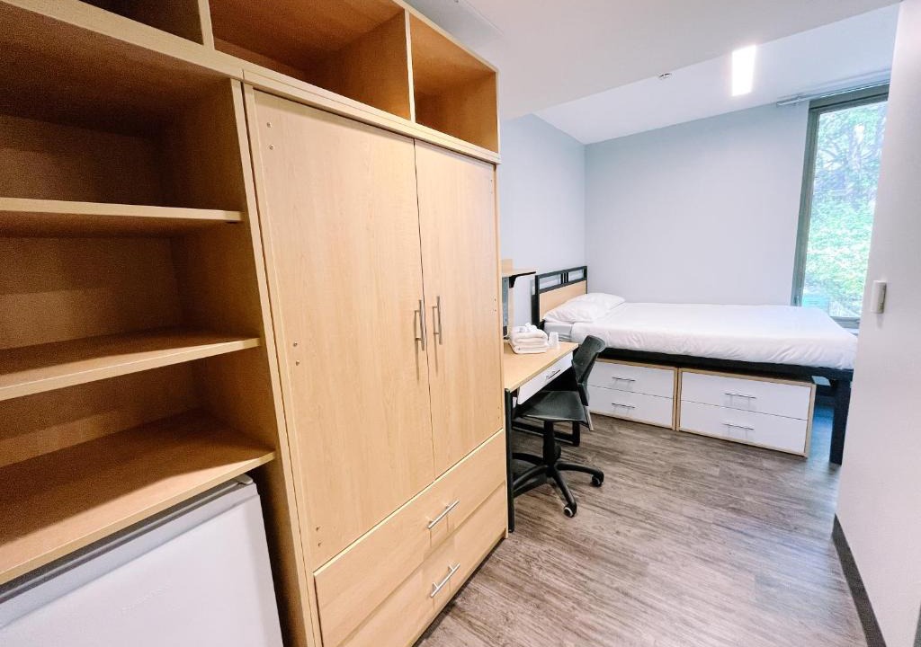 Kingston Apartment | Queen's University Residence