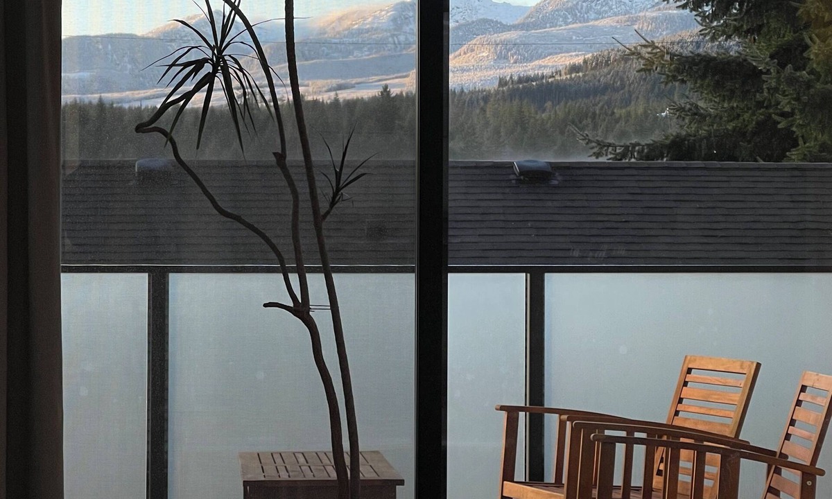 Cumberland Hotel | Relax in this Stunning 2 bedroom Guest House in Cumberland