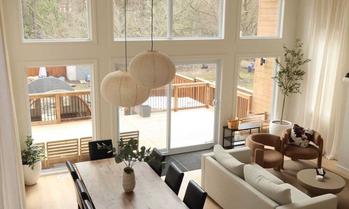 Highland House | Relaxing Spa Retreat w/Hot Tub & Sauna- 3 min to Wortley Village