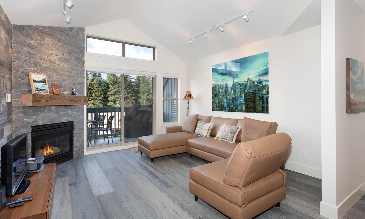 Upper Village Condo | Renovated 2bed/2bath Luxury Home on Blackcomb, Ski out, with a private hot tub!