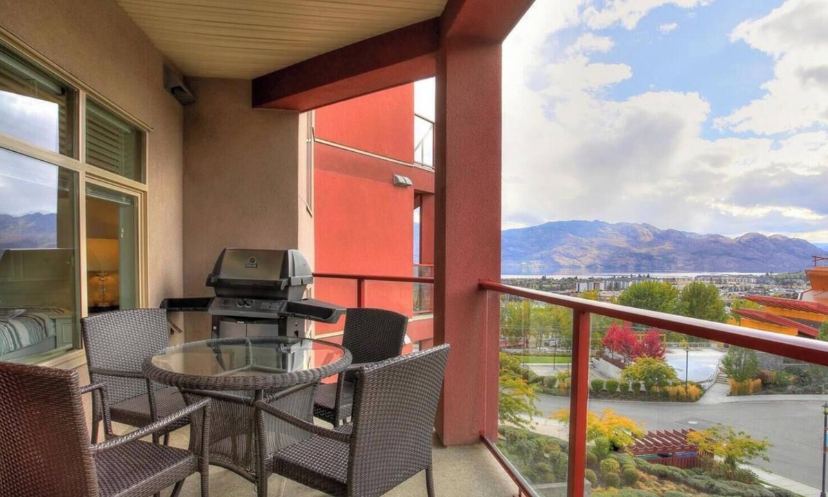 Shannon Lake Condo | Resort Style Amenities With Pool & hot Tub, Minutes to Wineries and Golf