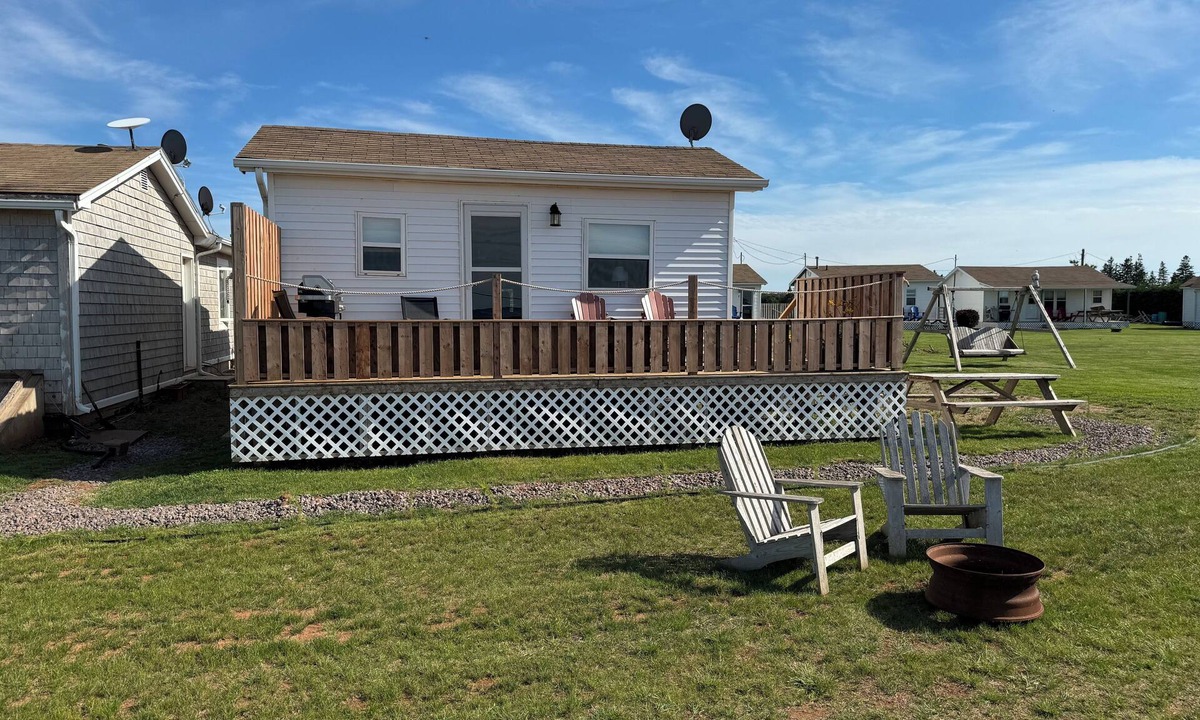 Summerside Cottage | Schurman’s Shore Cottage #3