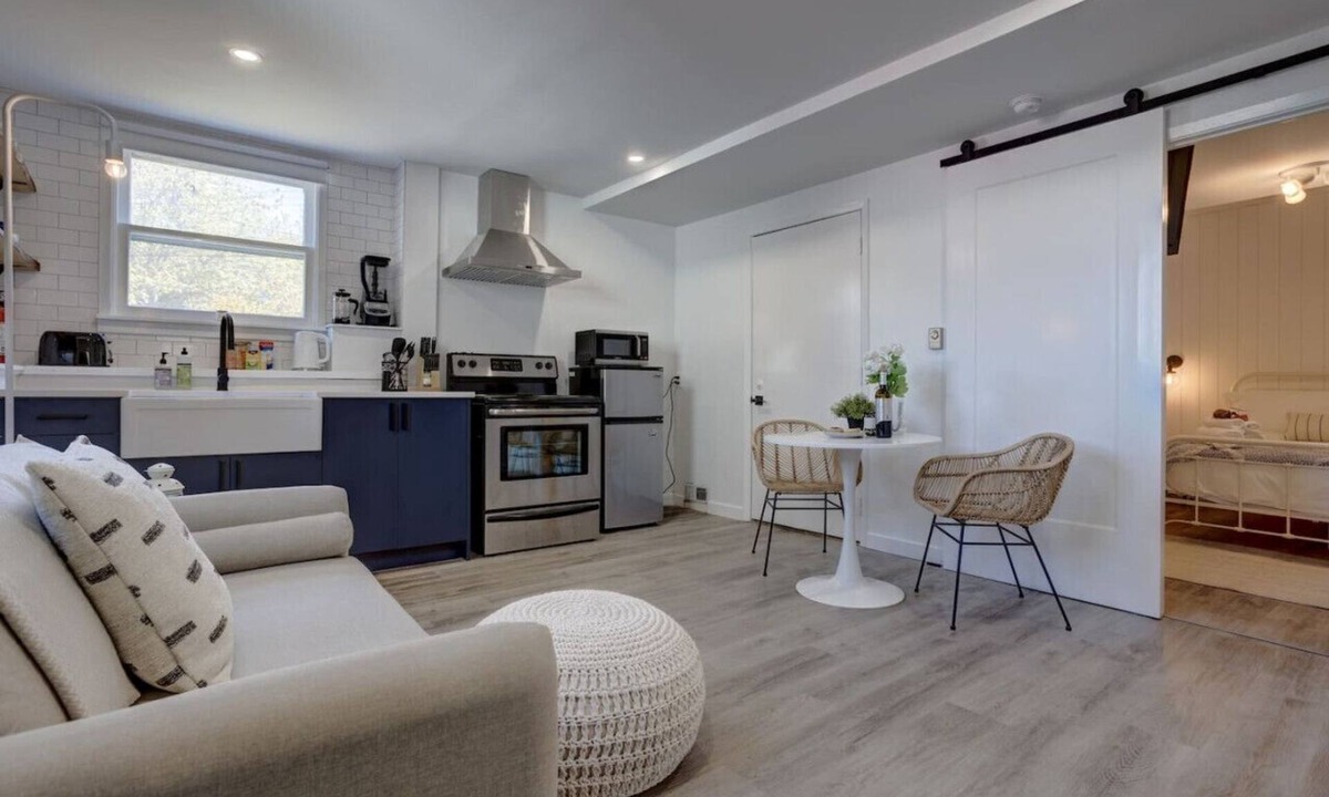 Dartmouth Apartment | Serenity Place w babbling brook & beautiful garden