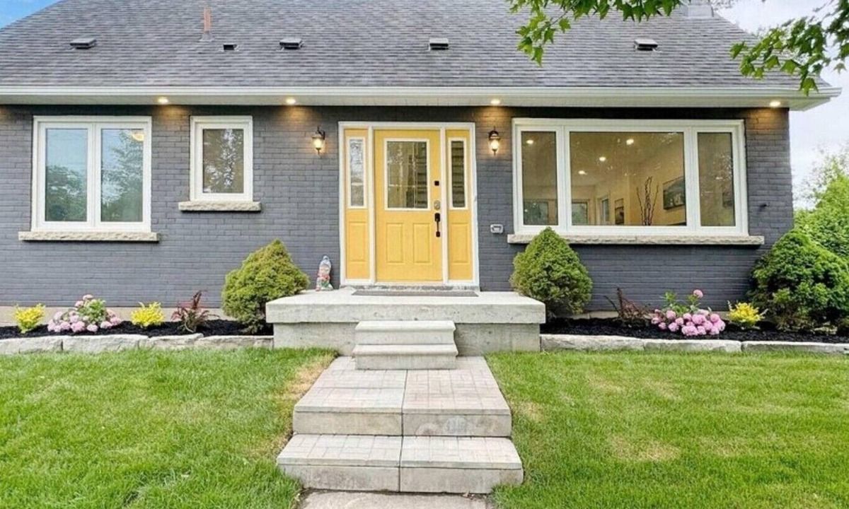 York Regional Municipality House | Sharon Manor outskirts of Toronto