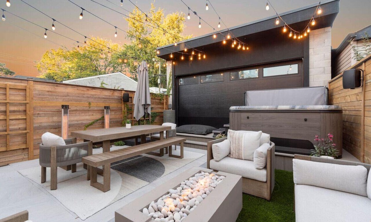 Blake - Jones Hotel | Sherwood Stays - Parking/HotTub/Gym/Sauna