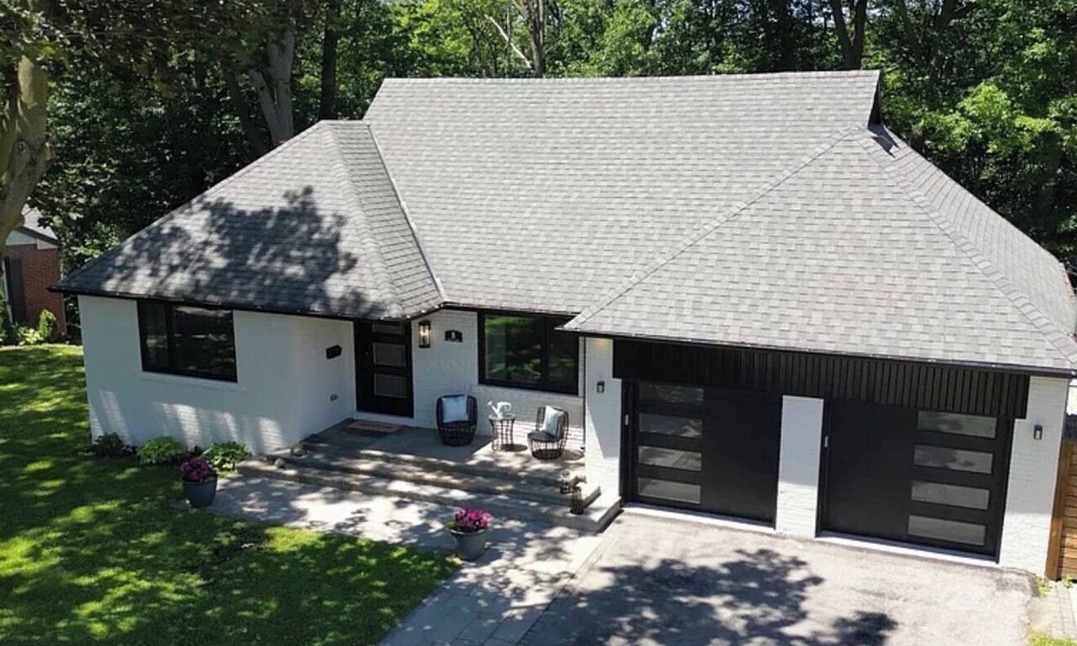 Maple Leaf House | Spacious 4-bedroom house in amazing Toronto with AC
