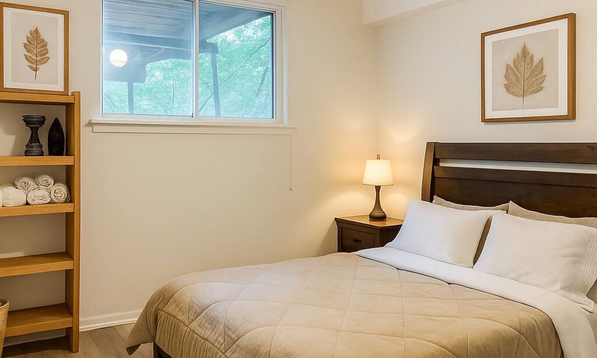 Windfields Apartment | Spacious Apartment in Toronto