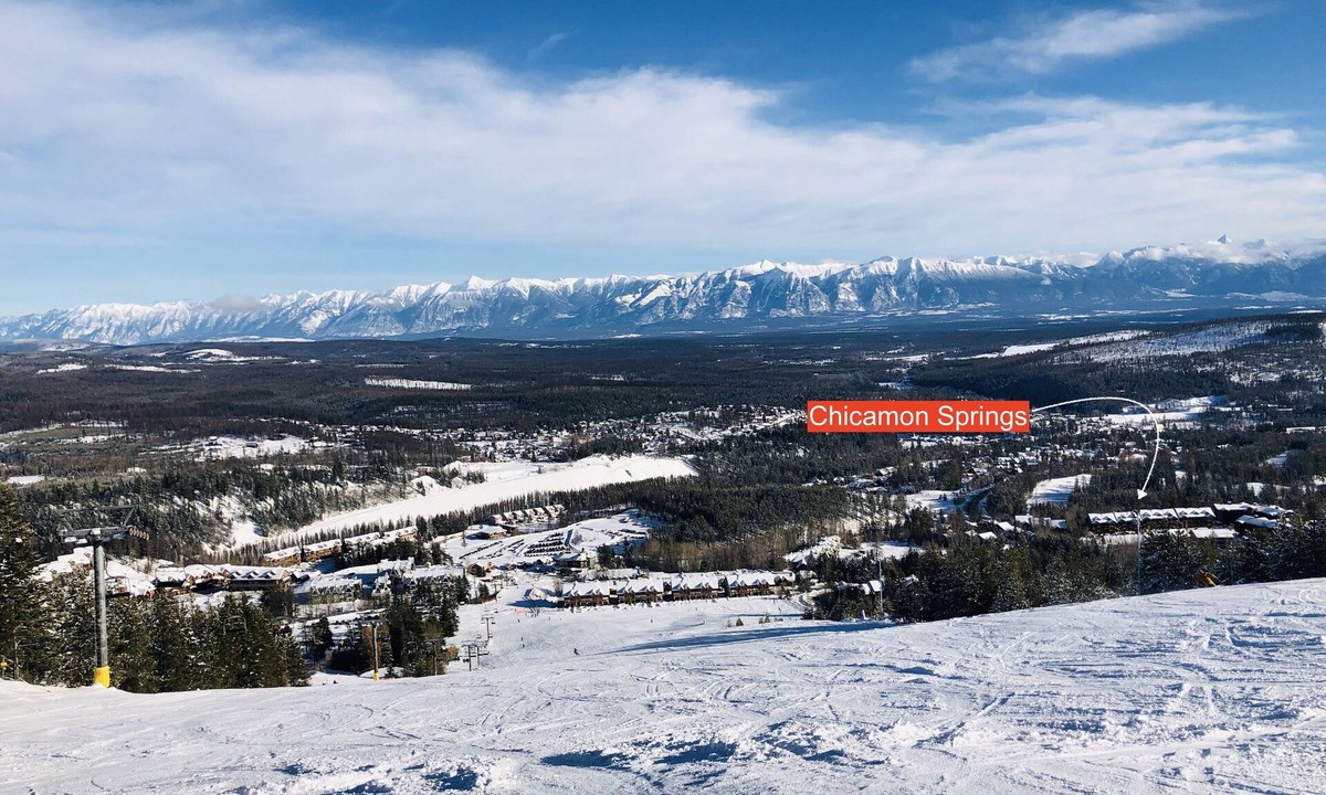 East Kootenay Condo | Spacious Ski-in Ski-out/Golf condo .ski down to the lift