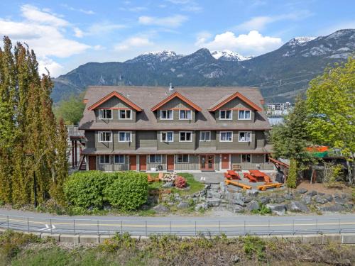 Squamish Hotel | Squamish Adventure Inn
