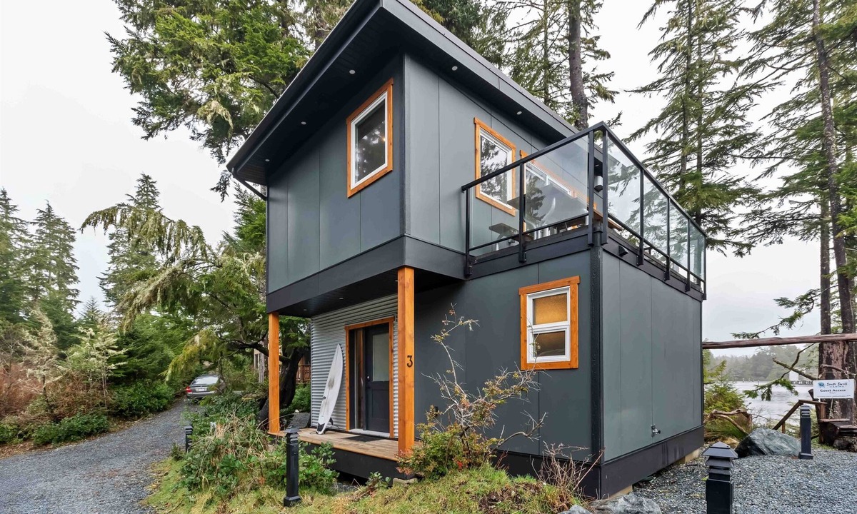 Ucluelet Cabin | SS#3 Paddler-Cozy, Modern, Spring Cove View, Sauna