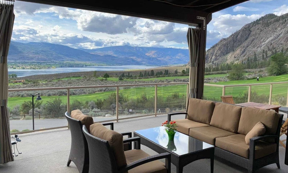 Okanagan-Similkameen House | Stunning 2 Bedroom, 2 Bath Townhome at Spirit Ridge Residences in Osoyoos, BC