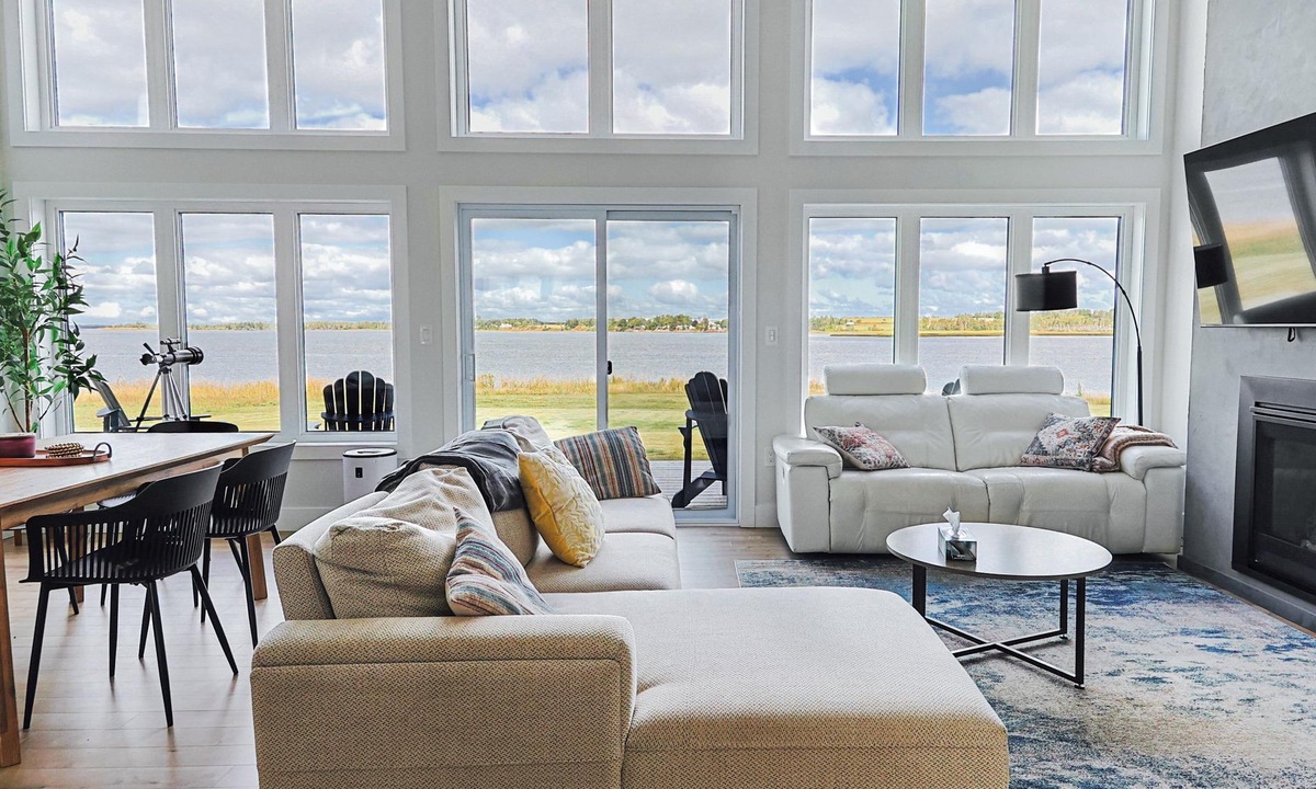 Central Bedeque House | Stunning Riverside Escape