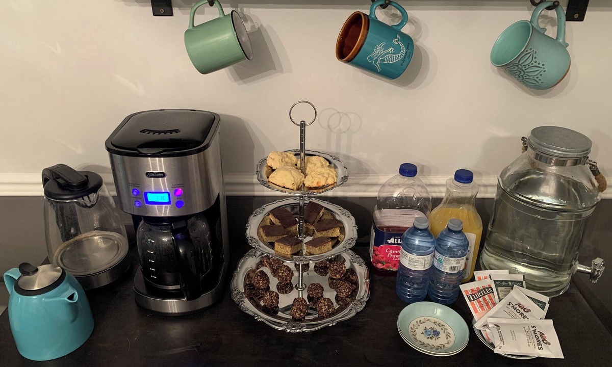 Thamesford House | Thamesford Calming Rituals Spa B&B hosting Slow Pitch City and hockey players