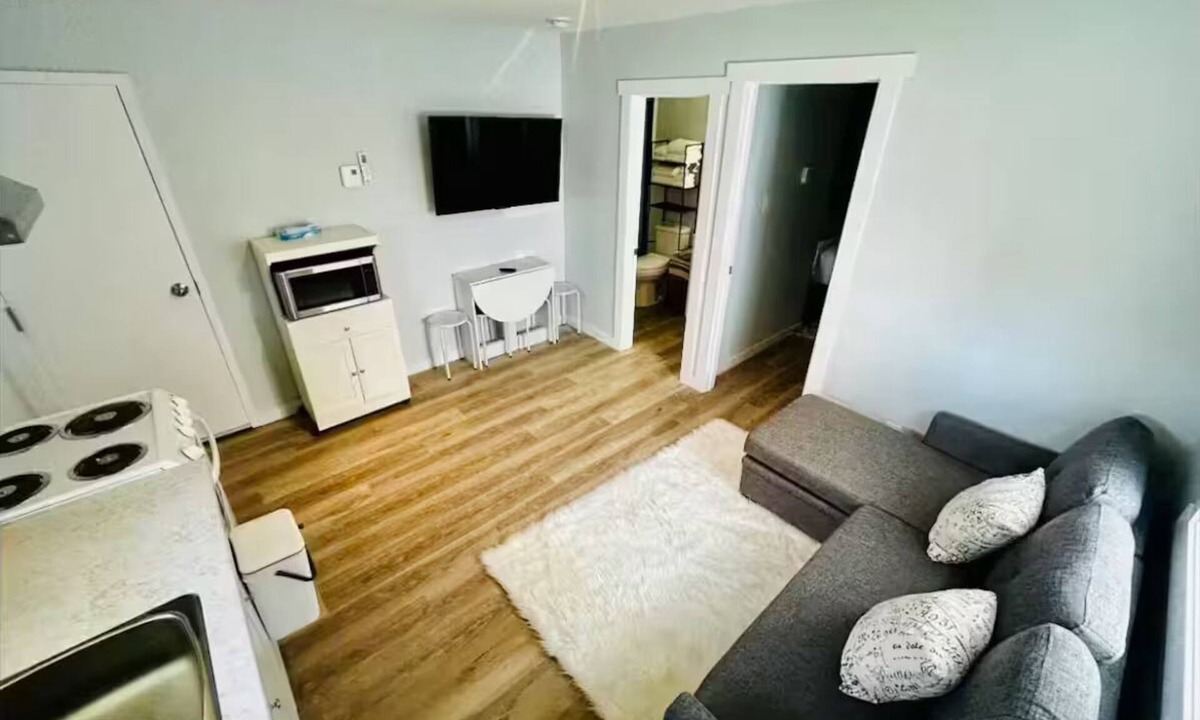 Saint John Apartment | The Right Place - Cute & Cozy 1-Bedroom Apartment