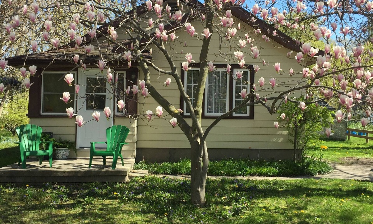 Port Elgin House | The Sailing Gypsy & Bunkie, A Rare Find. Aug 23rd week Available Currently