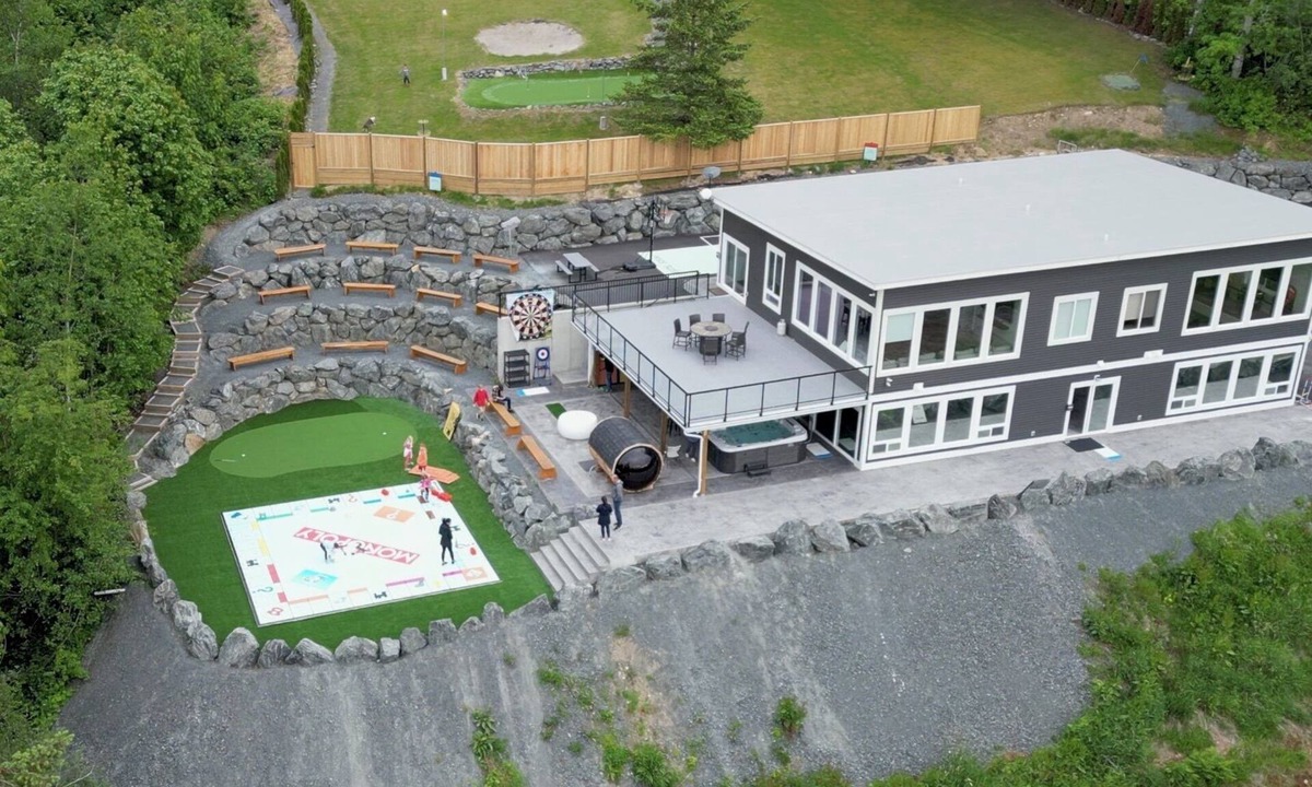 Promontory Villa | #TheMonopolyHouse-Private acreage/Bar/Arcade/Gym/HotTub/Sauna/Sports court/golf