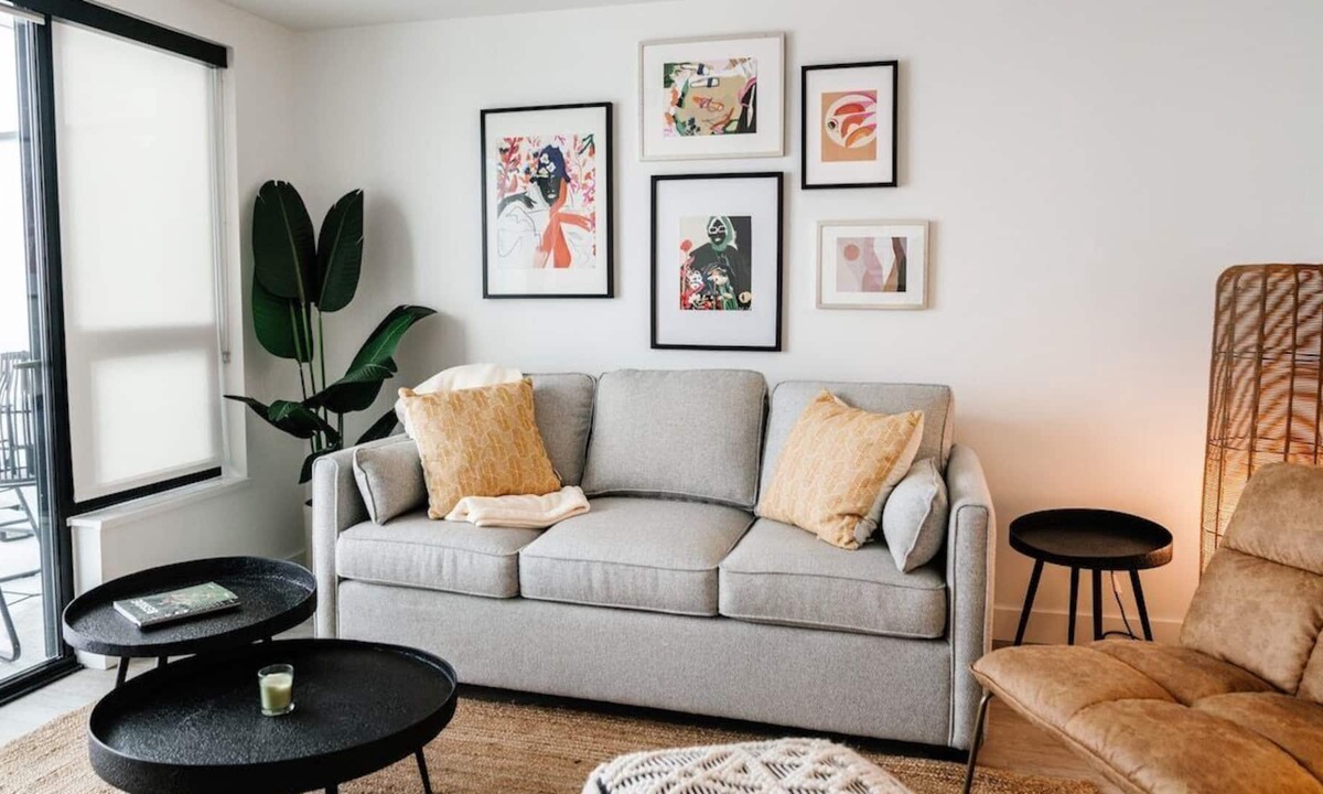 Downtown Kelowna Apartment | This apartment is a 1 bedroom(s), 1 bathrooms, located in Kelowna, BC.