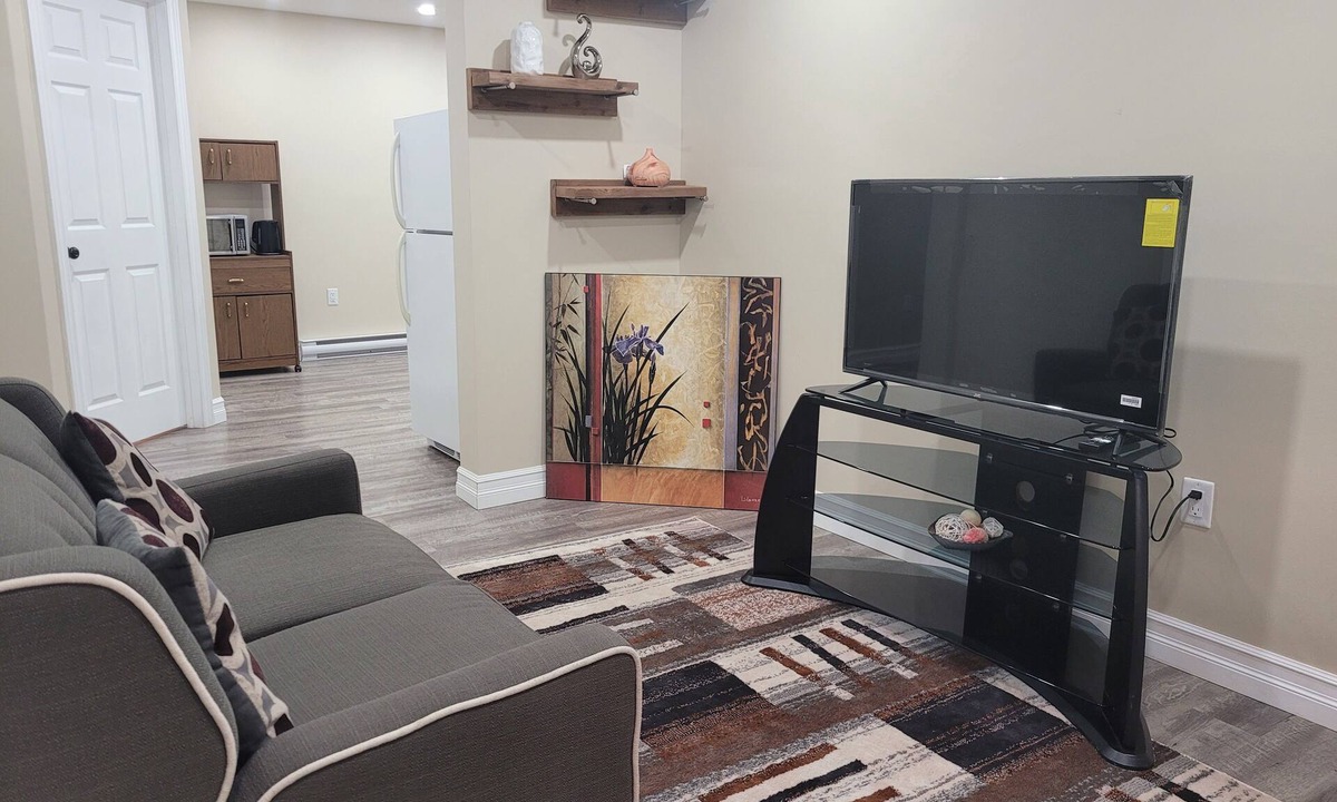 Saint John Apartment | This beautiful comfy basement apartment 5 minutes from the park.