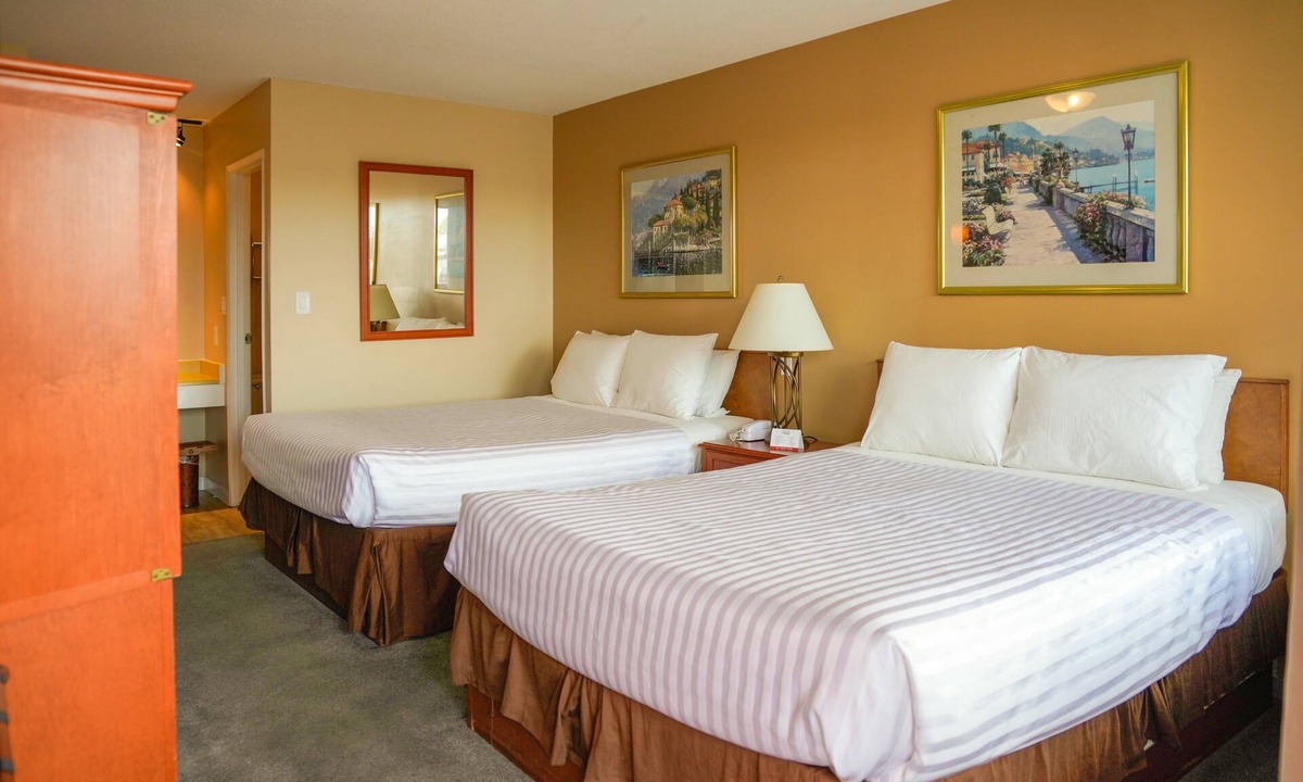 Duncan Hotel | Thunderbird Motor Inn
