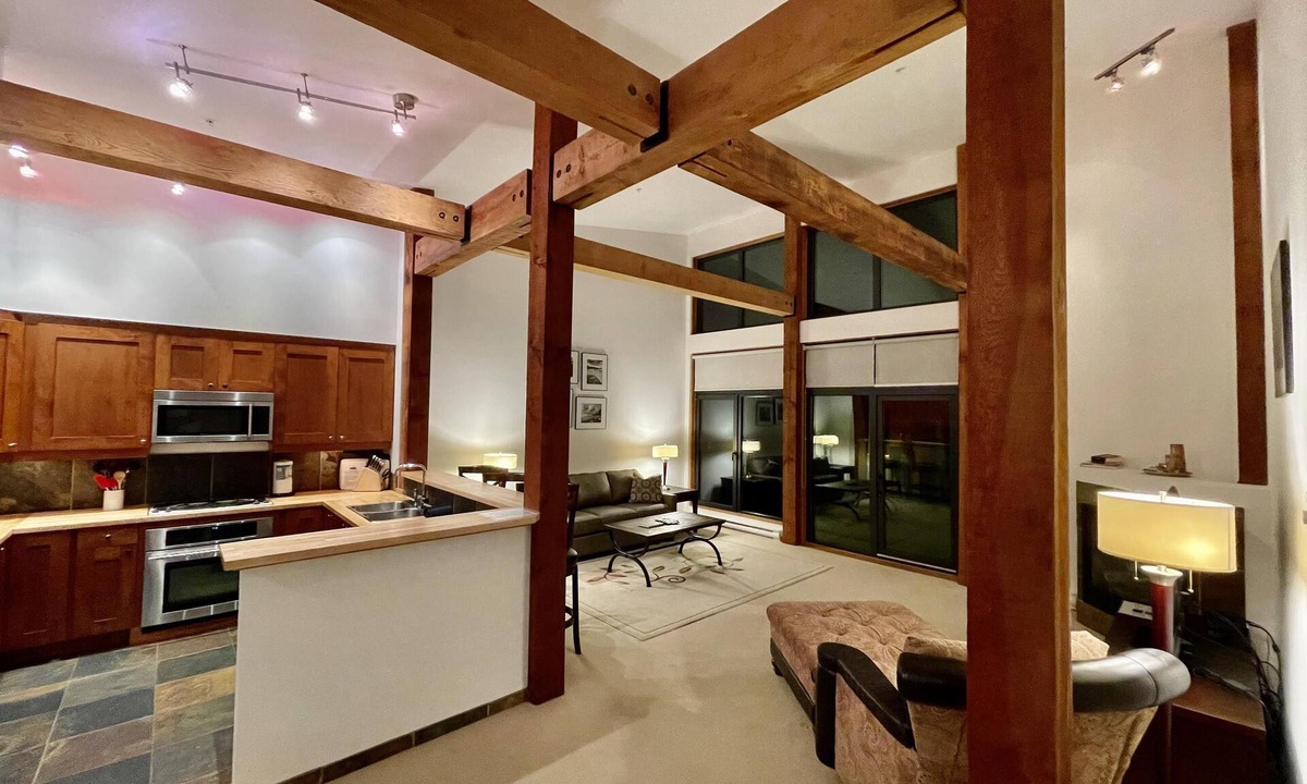 Ucluelet Condo | Top-floor villa with Pacific Ocean views. BBV