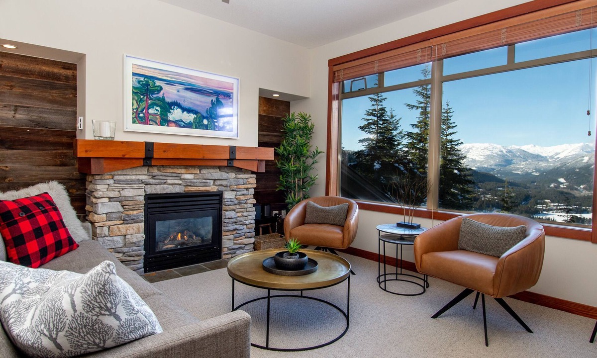Nordic Estates Condo | Tranquil Whistler Escape Epic Views Ski-In/Ski-Out Hot Tub Fireplaces