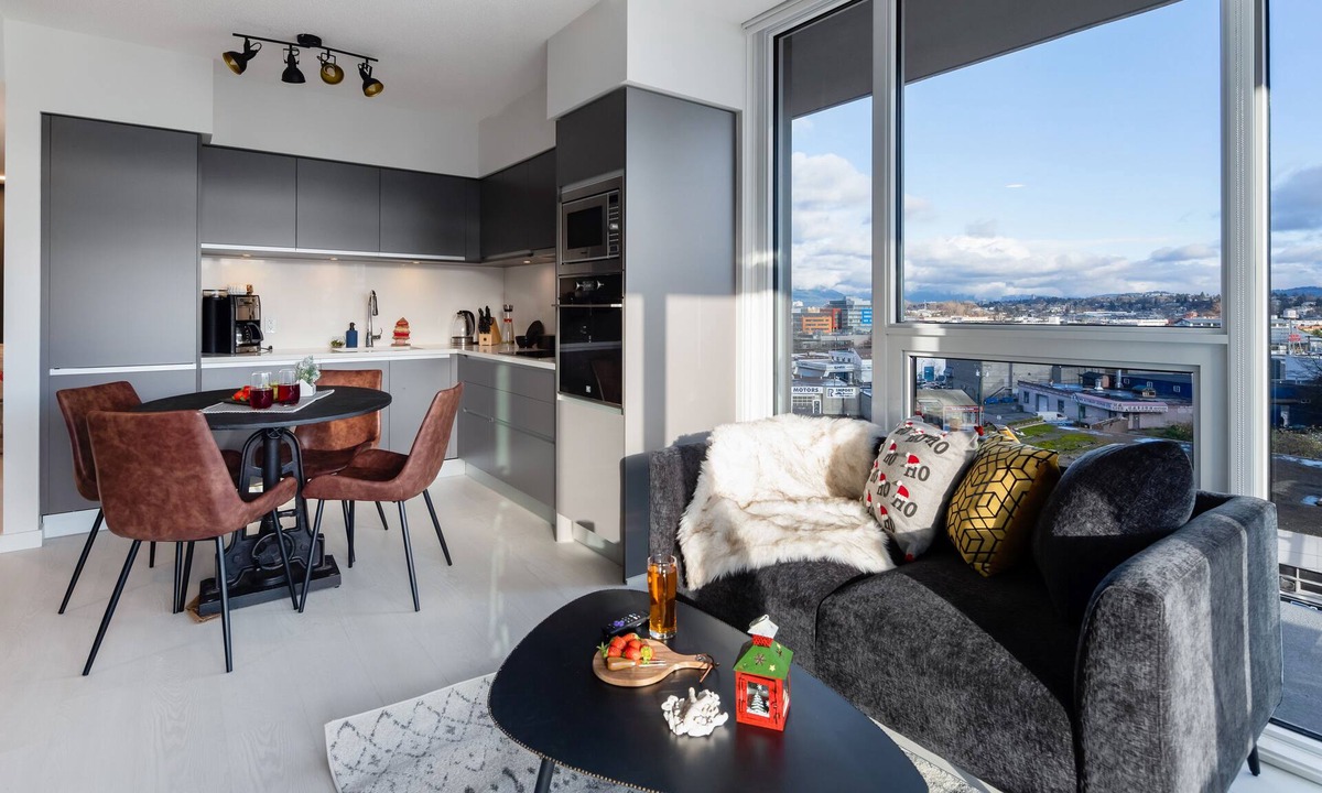 Mount Pleasant Apartment | Trendy Two Bedroom with Parking Olympic Village