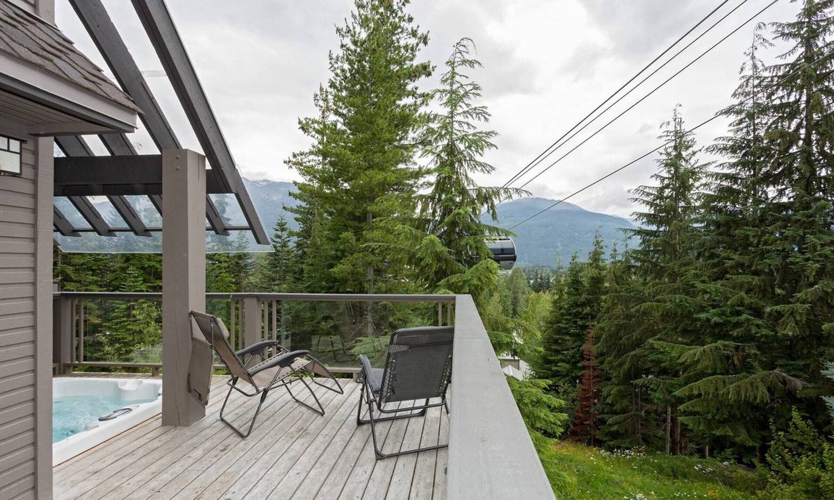 Upper Village Villa | True ski-in/out: close to village with Private HT