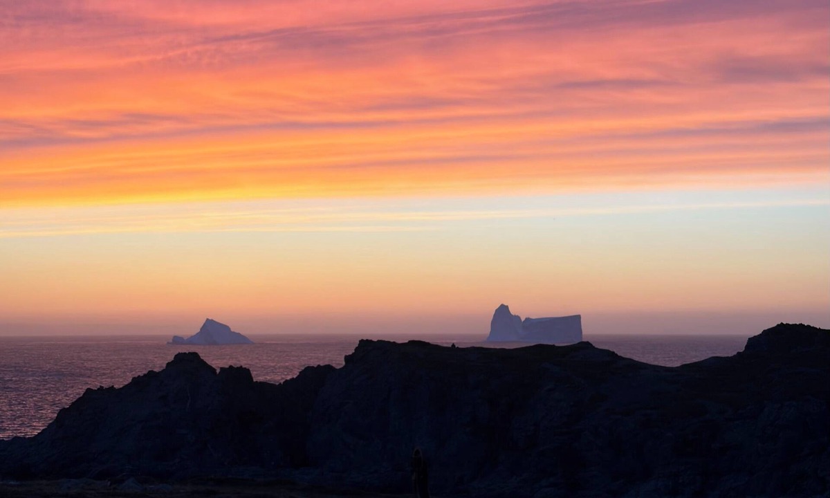 Crow Head House | Twillingate Coastal Retreat w/Oceanview Rooftop Deck (Icebergs,Whales,Sunsets)