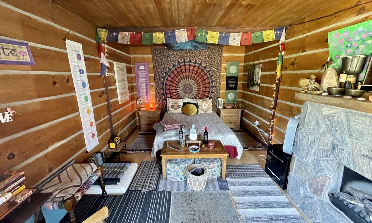 Seguin Cabin | Unique and Secluded Cabin in Northern Muskoka