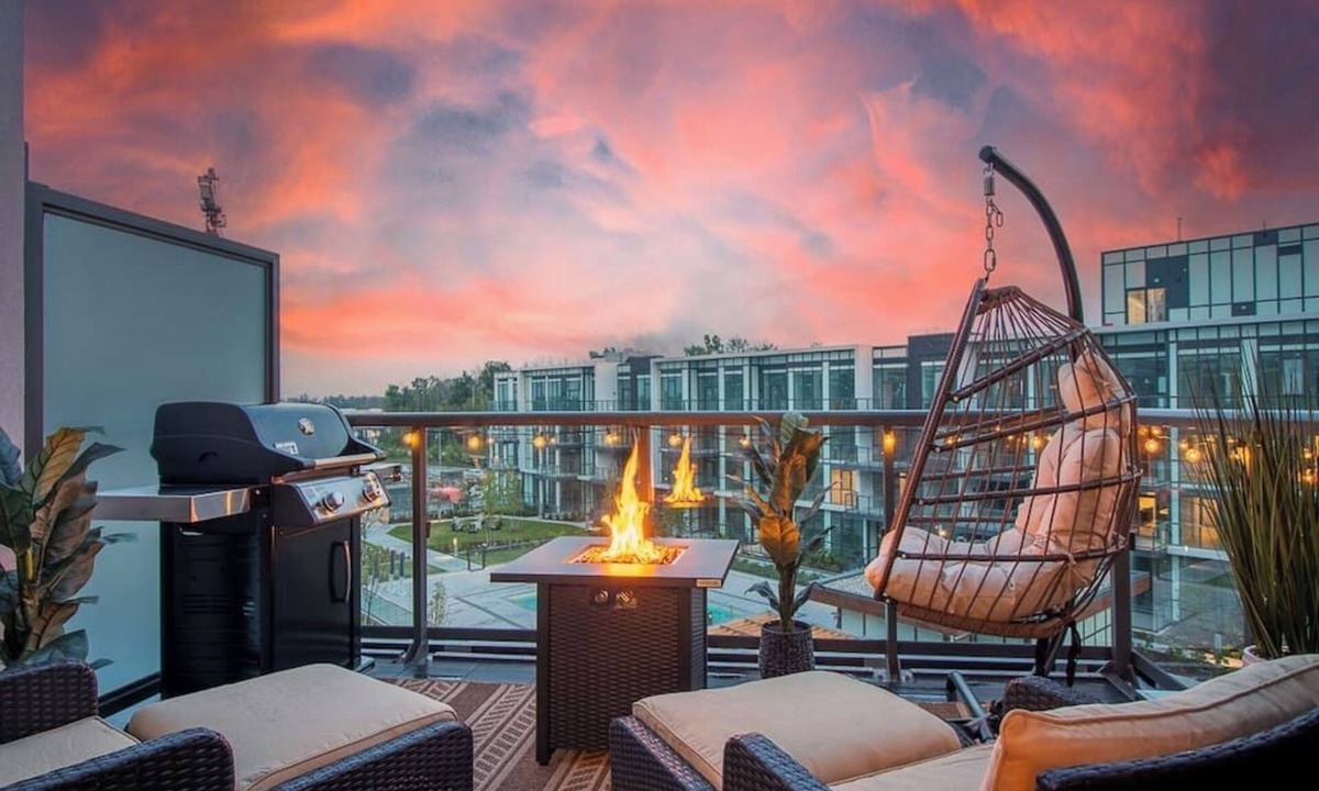Innisfil Condo | Upscale Spa Getaway w/Private Sauna