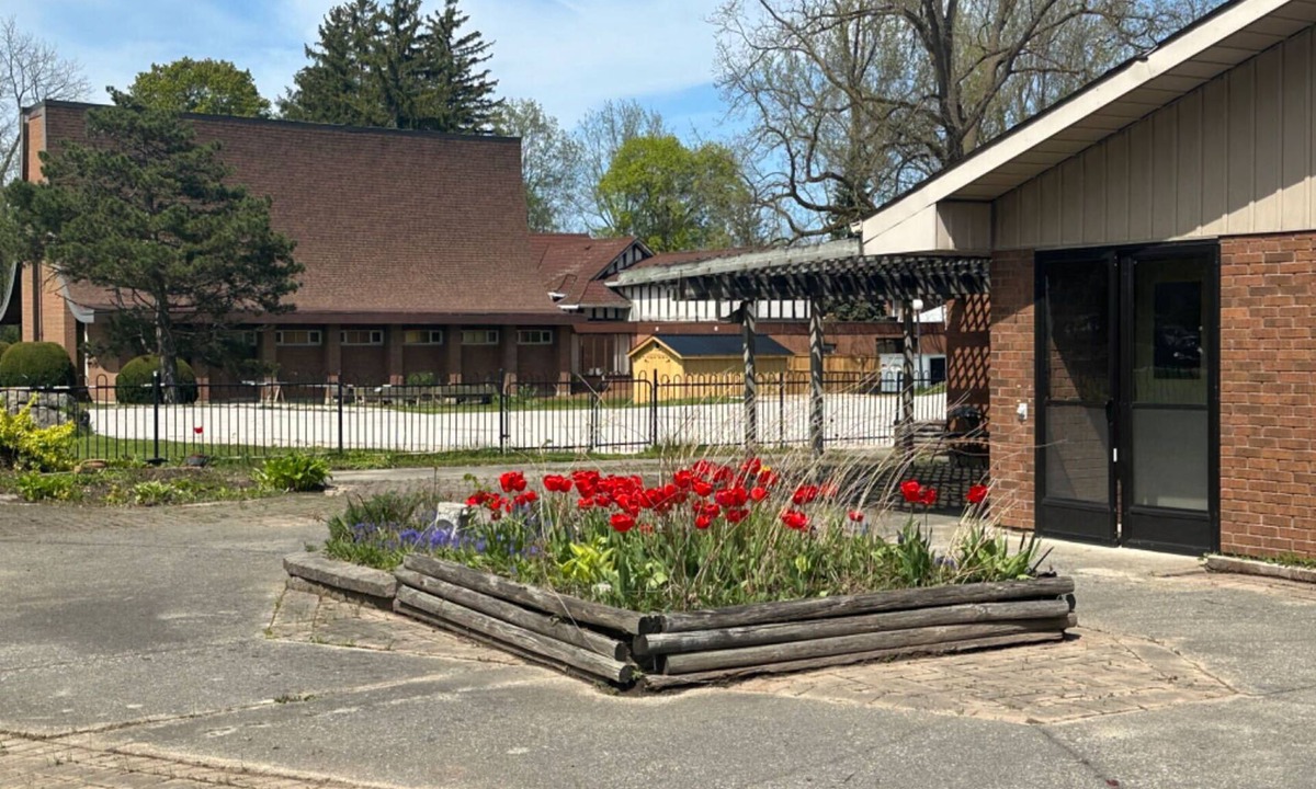 Owen Sound House | Vacation/Meditation/Education/Camp Centre in Owen Sound ON CA With Accommodation