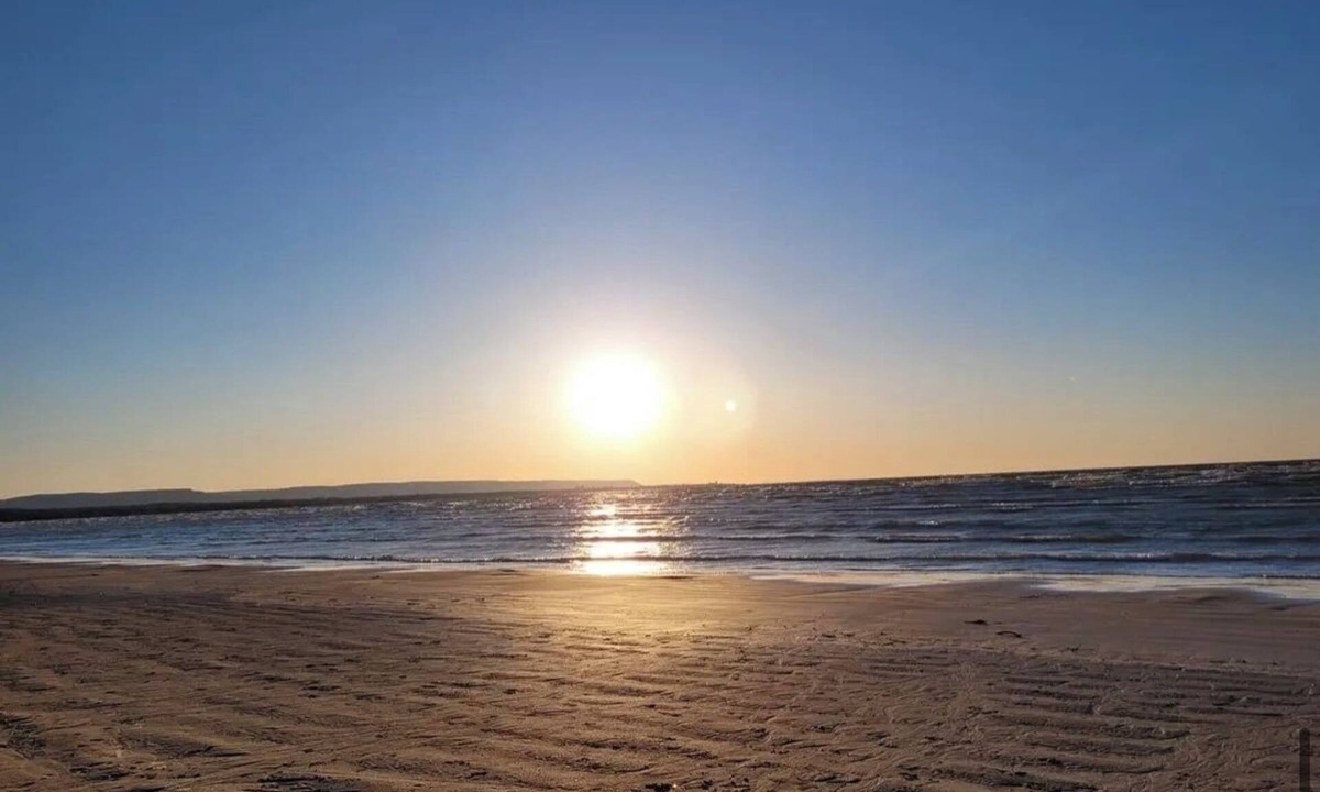 Wasaga Beach Cottage | Wasaga Beach Great Family Cottage-minimum stay 28 days