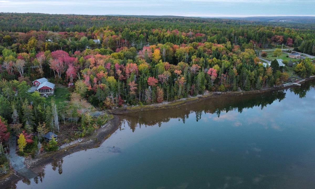 Richmond County Cabin | Waterfront Bunkhouse | Fishing, Boating, Near Port Hawkesbury