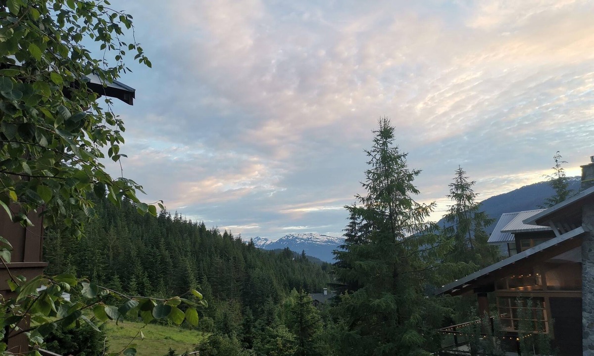 Nordic Estates House | Whistler Mountain Bike Park Ultimate Access.