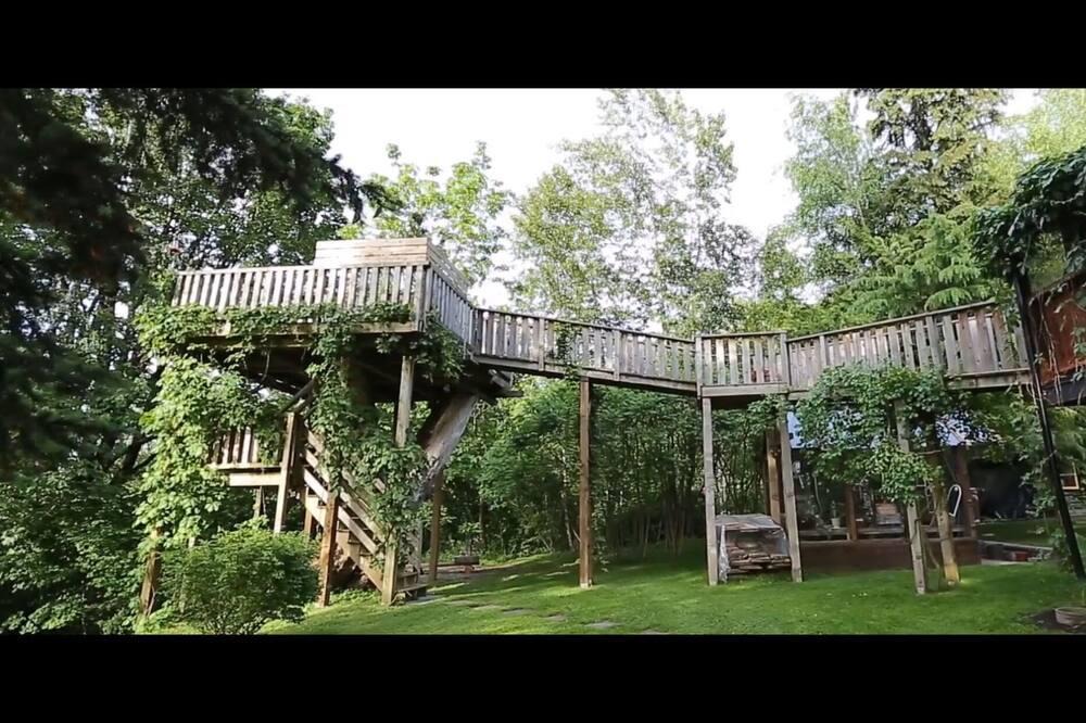 Deroche House | Whole House, 4 Bedrooms, Awesome for Vacation