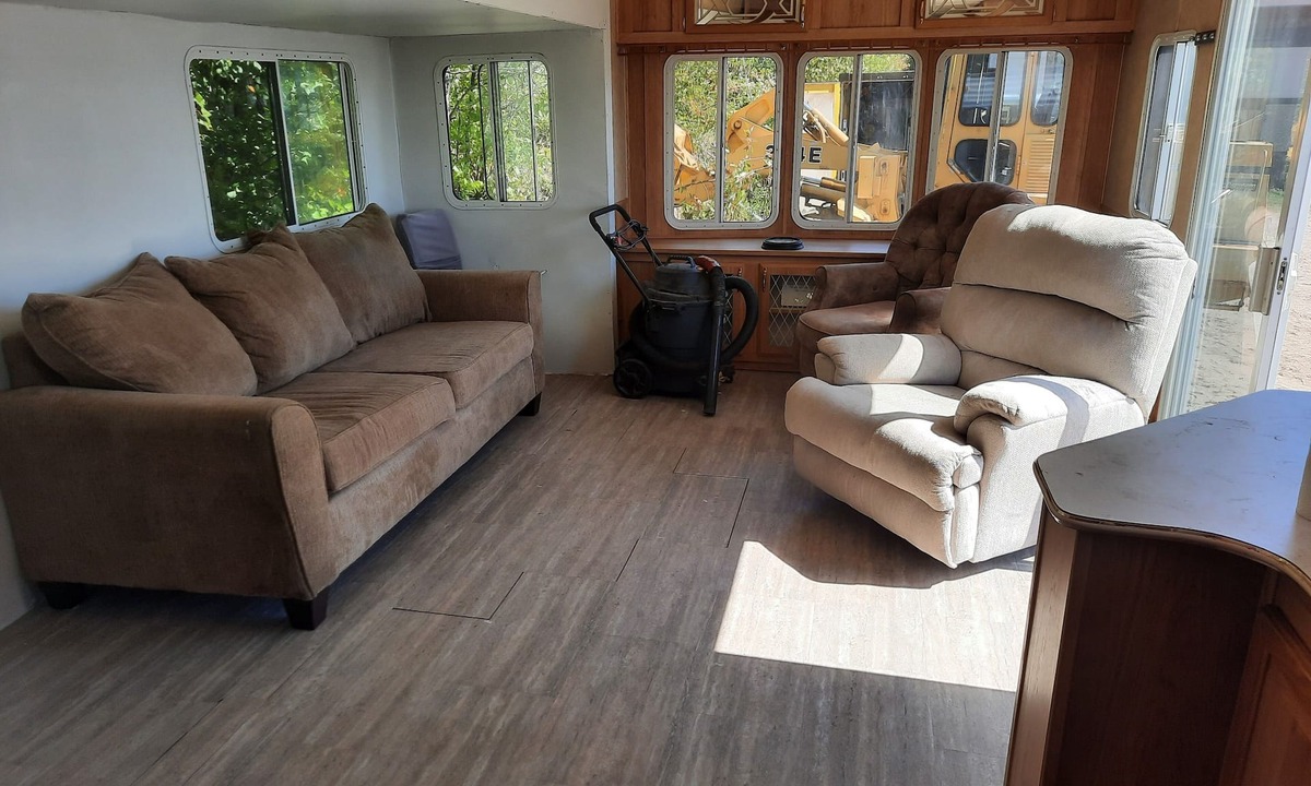 North Bay House | Year round trailer on trout lake