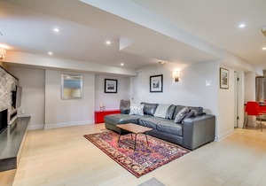 Stylish Riverdale 1-Bedroom Facing Withrow Park- $1875/mo, 5-month minimum