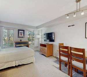 Peak Lodge Whistler 