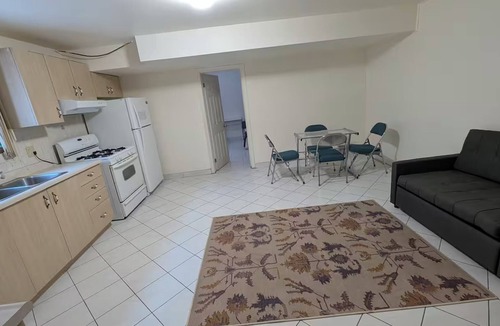 Windsor House | 1 Bed, 1 Wash, Wide kitchen & Dining, Big windows