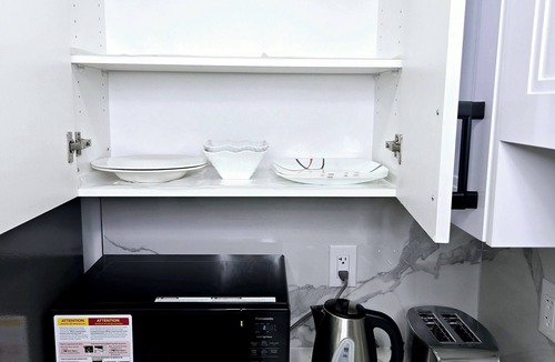 Agincourt North Apartment | 1-bedroom basement apartment near Toronto - free wifi and 1 free parking