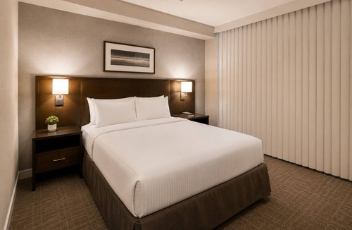 Bay Cloverhill Hotel | 1BR Downtown Stay with Extra Space - Near Top Attractions!