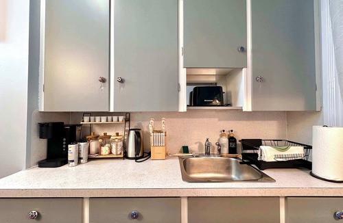 Bridgewater Apartment | 1BR Riverside Suite Private Entry Bike Trails