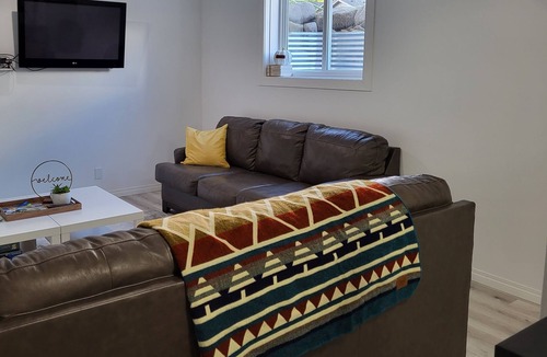 Sparwood House | 25 minutes from Ski Hill! 3 Bedroom/full kitchen and laundry.
