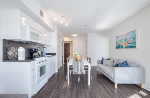 CityPlace House | 2BR Condo in the heart of downtown Toronto