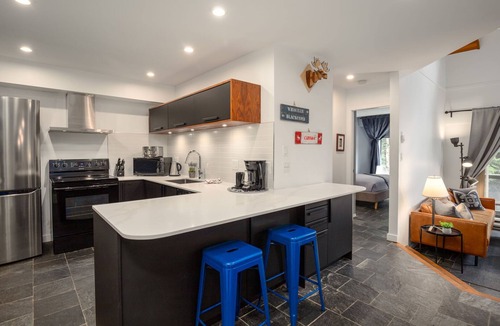 Upper Village House | 2BR + Den | Gables | Dog Friendly | Near Both Mountains | Wood Burning Fireplace | Free Parking
