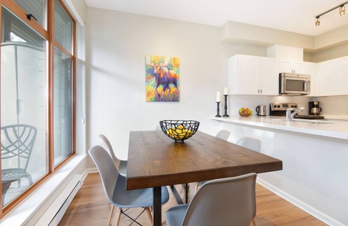 Village North Villa | 2BR Modern Home in Whistler Village-Hot tub & Pool